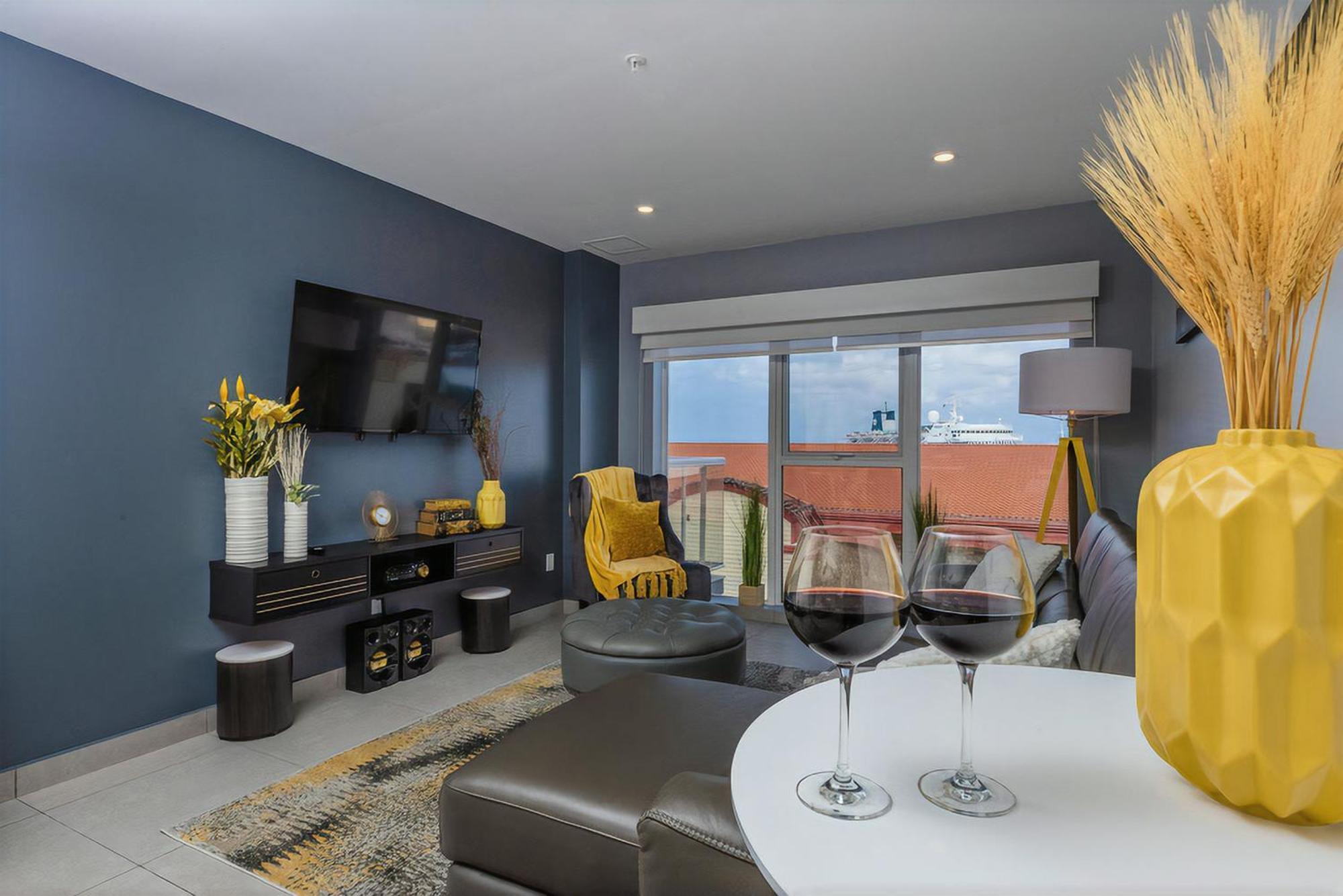 Warm Nicely Decorated Unit Unbeatable Location Ораньєстад Екстер'єр фото